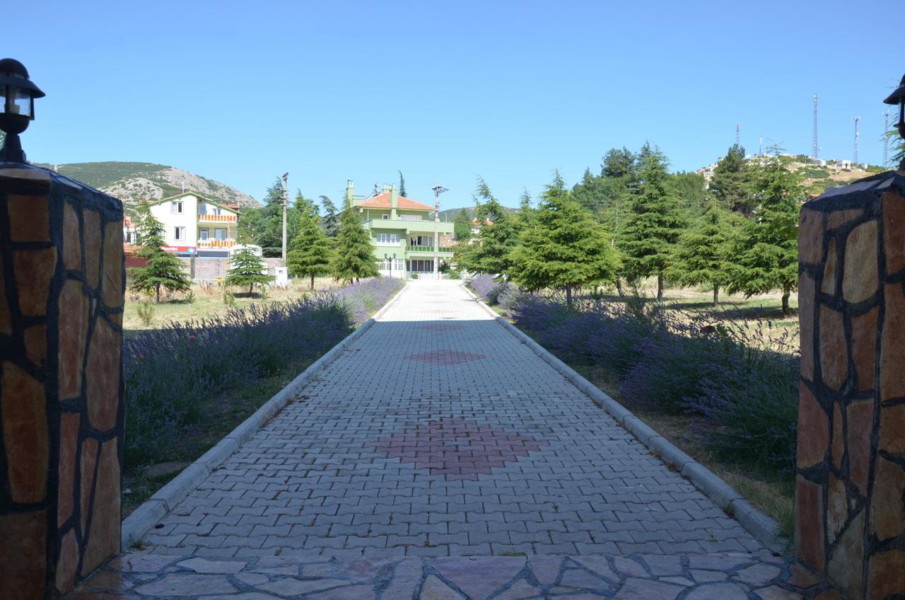 Ustundag Otel Keciborlu Exterior foto